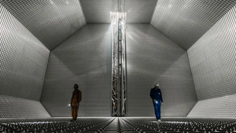 GTT's Mark III Type membrane system (image courtesy of GTT, copyright Roland Mouron)