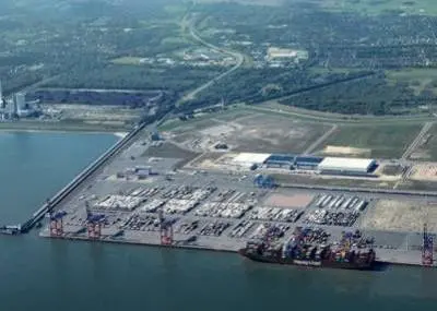 Hapag-Lloyd announced the acquisition of a stake in Germany’s only deepwater container terminal, JadeWeserPort, in September 2021.