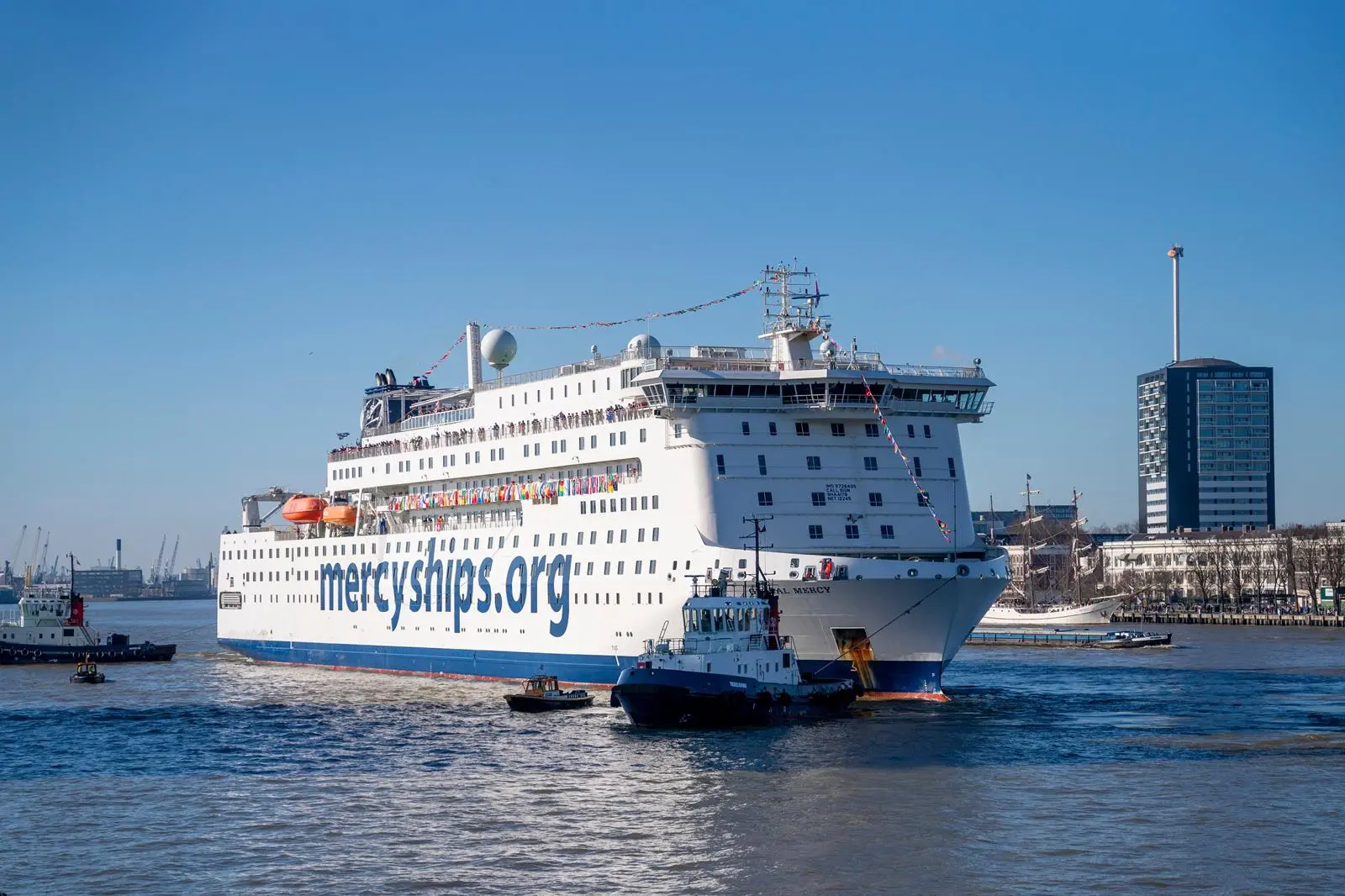 The Global Mercy's design was based on a long-distance RoPax, replacing the car deck with operating rooms and hospital wards.