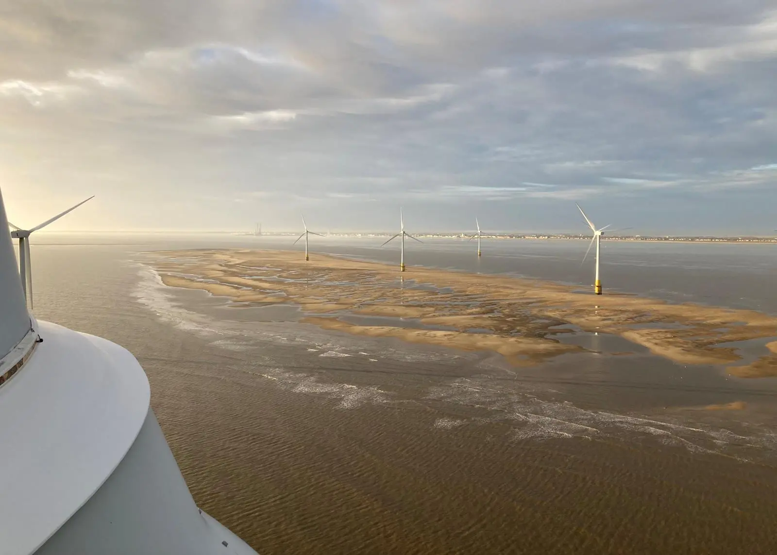Shifting sands at RWE’s 60 MW Scroby Sands Offshore Wind Farm have resulted in four turbines become difficult to access.