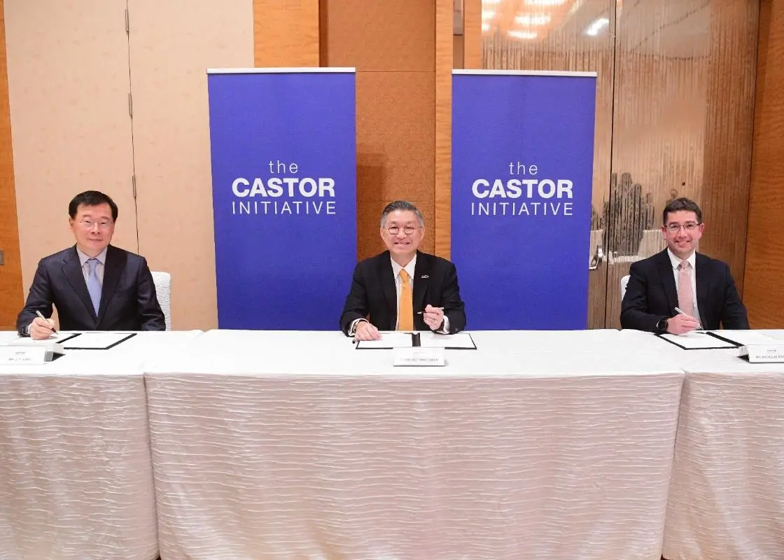 SHI President and CEO J. T. Jung, MISC President and Group CEO, Datuk Yee Yang Chien, Lloyd's Register Group CEO Nick Brown