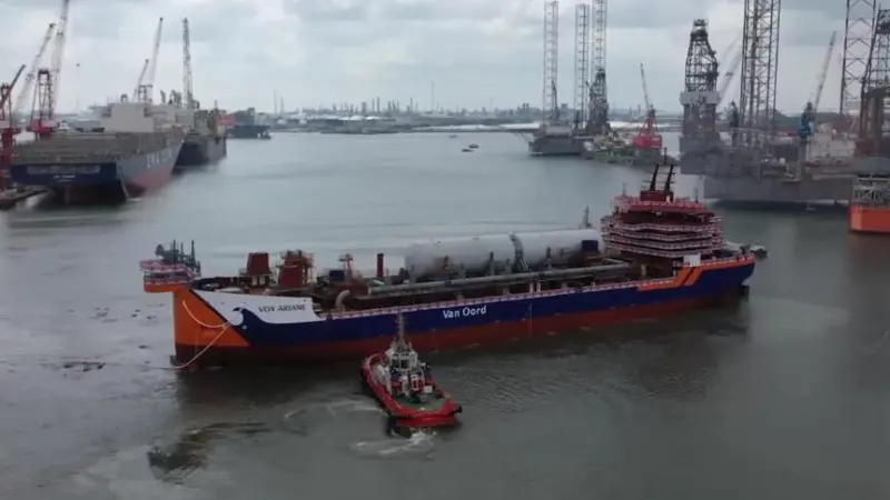 Versatile hopper dredger Vox Ariane after launching in Singapore.
