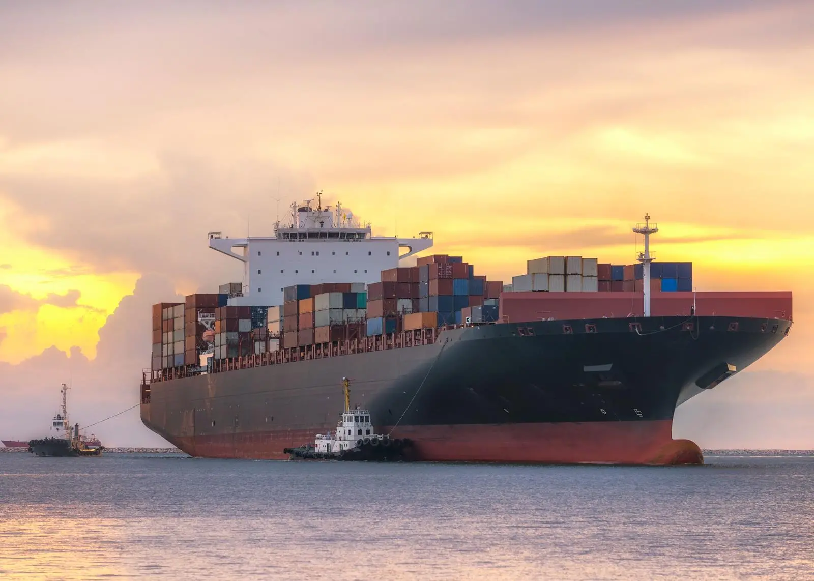 Shell Marine's Alexia 40 AC has received MAN ES Category II 40BN final approval.