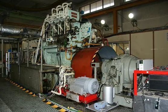 J-ENG has carried out research into the combustion of ammonia on NMRI's 3-cylinder 230mm bore test engine.