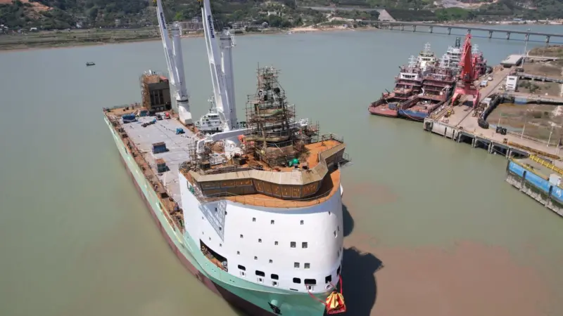 Brouwersgracht after launching at Fujian.