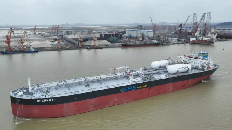 The world’s first LNG dual fuel Suezmax tanker, Greenway, was delivered to Eastern Pacific Shipping by GSI.