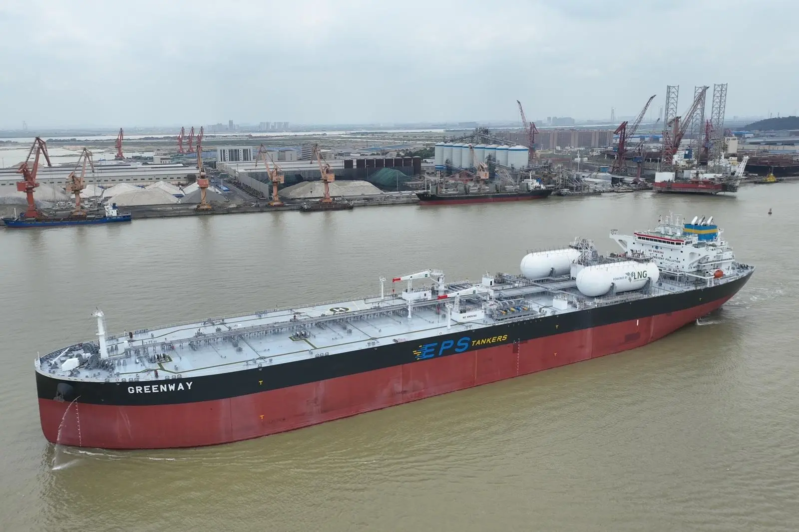 The world’s first LNG dual fuel Suezmax tanker, Greenway, was delivered to Eastern Pacific Shipping by GSI.