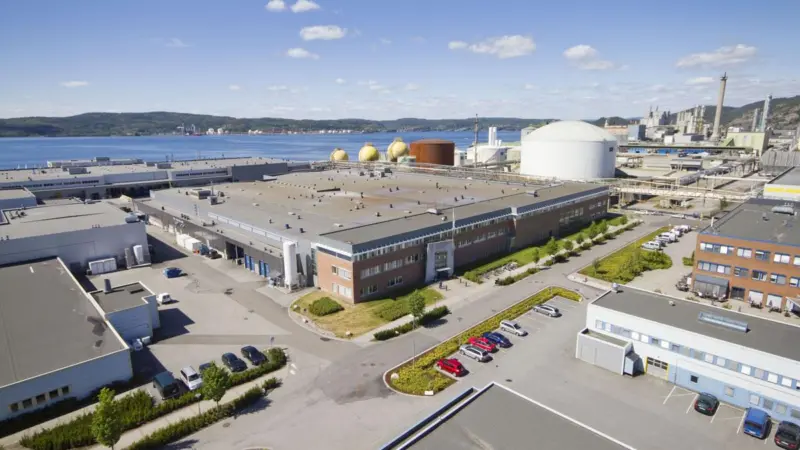 Nel announced plans to build a second, fully automated, production line at Herøya in Norway, doubling its capacity for production of alkaline electrolyser stacks to 1 GW on 11 August.