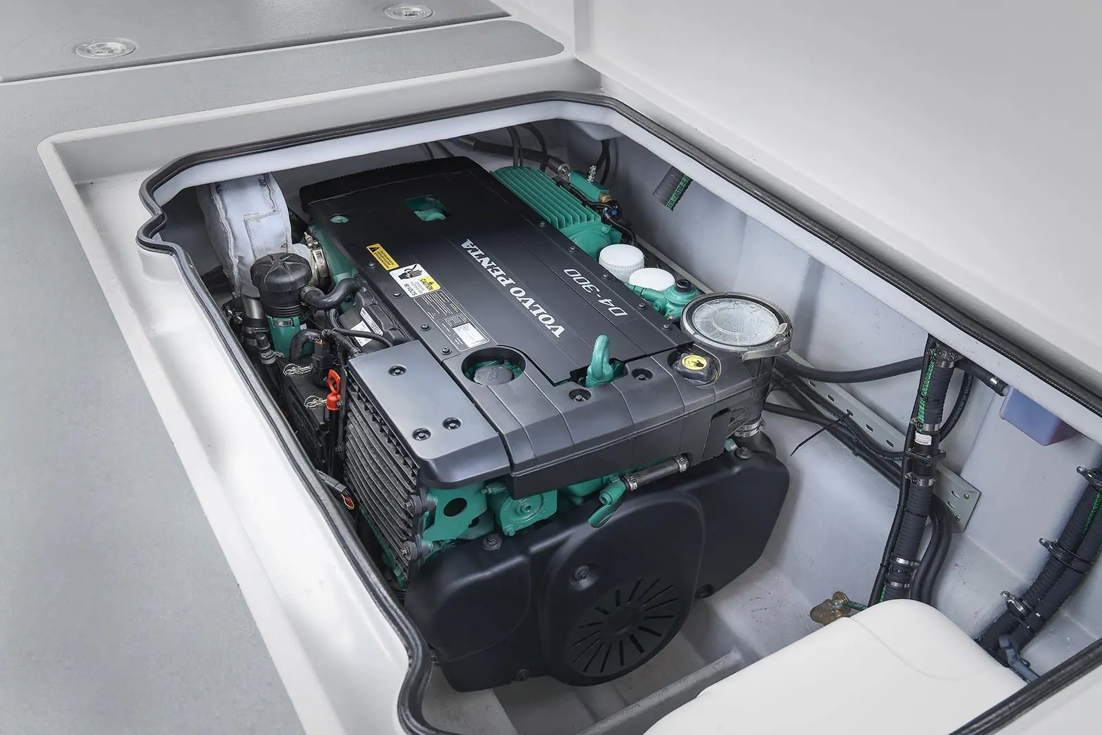 Volvo Penta is developing a range of different technologies, including hybridisation, electric drivelines, fuel cells and alternative fuels, to meet the individual requirements of customers.
