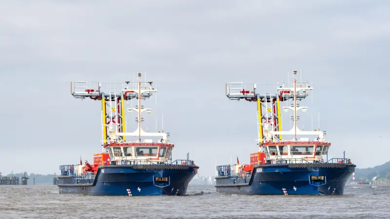 266916_flotte_hamburg_23_dsa_3996_673677