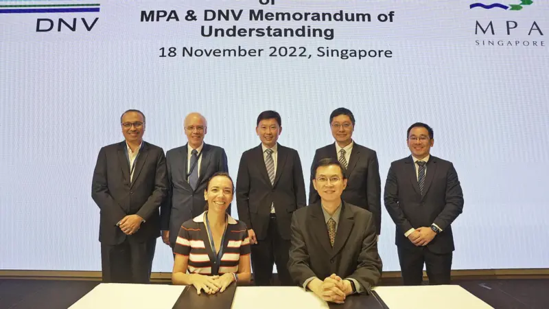 Signing the MOU (front): Cristina Saenz de Santa Maria, Regional Manager South-East Asia, Pacific & India, Maritime at DNV, and Kenneth Lim, Assistant Chief Executive (Industry and Transformation), MPA.