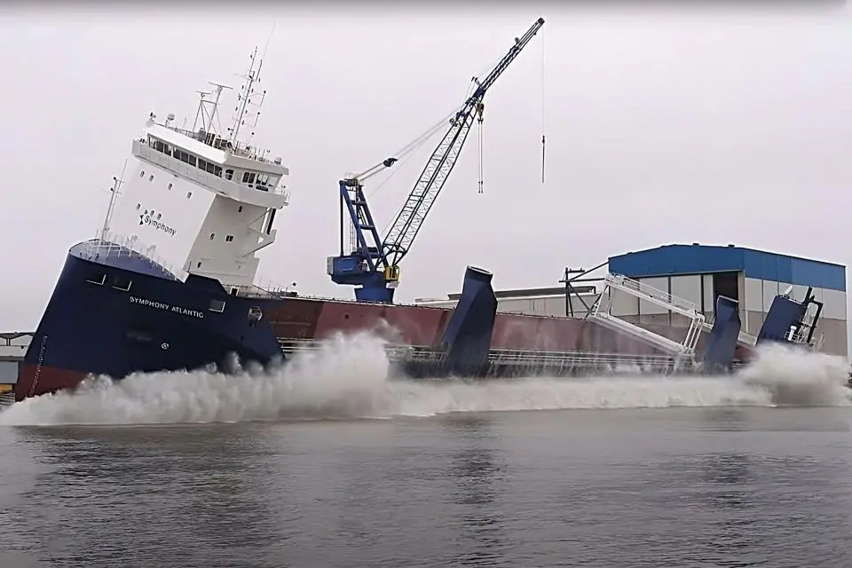 A new stage in shipbuilding production at the riverside town of Leer: side launching of Symphony Atlantic.