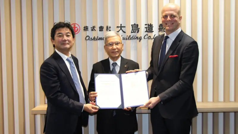 Mr Toyota, General Manager of the Ship & Marine Department of Sumitomo Corporation; Mr Hiraga, President of Oshima Shipbuilding; and Mr Sollied, Country Manager of DNV Japan Maritime.