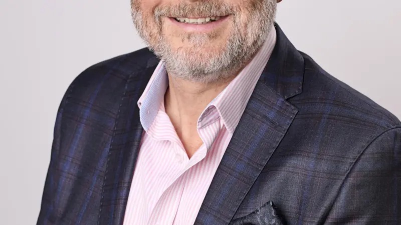 Lars Robert Pedersen