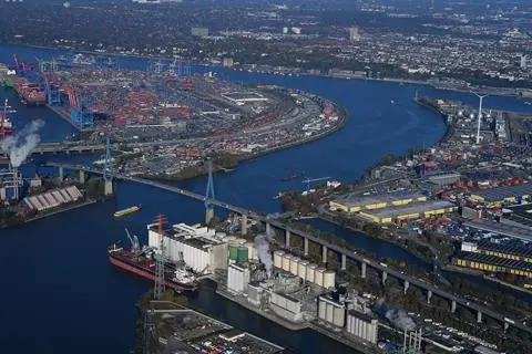 293722_portofhamburg_109046