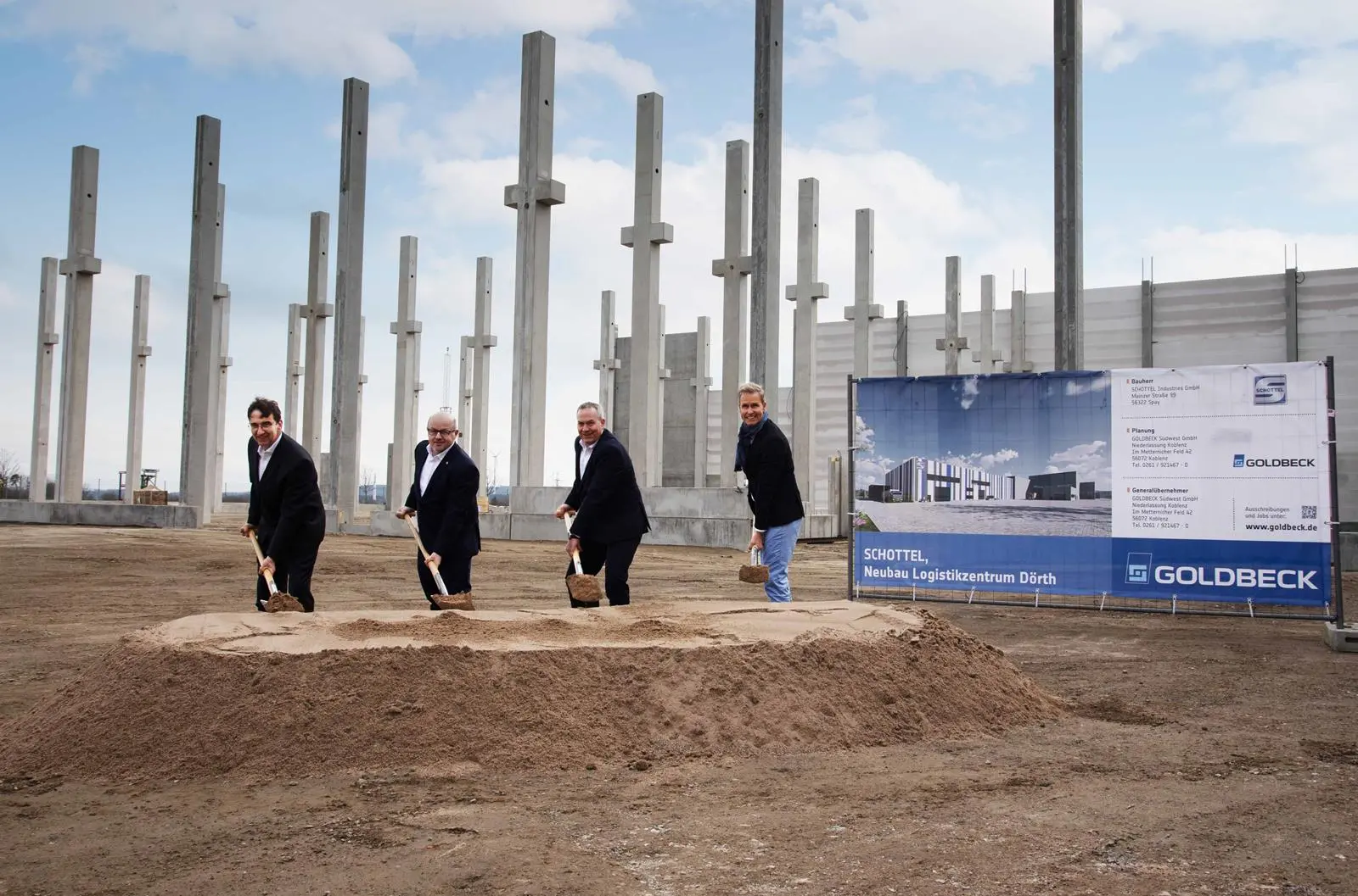 SCHOTTEL_Groundbr_Ceremony_NewLogCenter_01