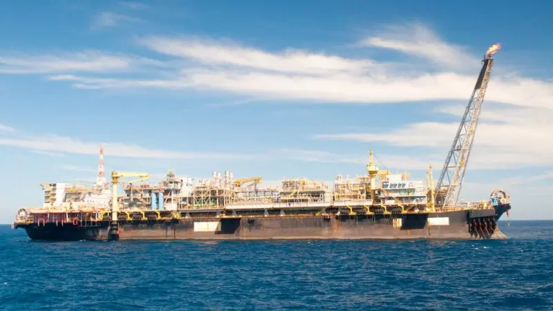 325795_offshoreship_723619
