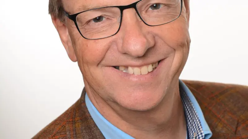 Uwe Hollenbach